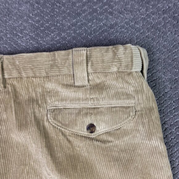 LL Bean Country Corduroy Pants Men's 40 x 32 Khaki Pleated Comfort Waist - Picture 8 of 16
